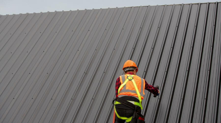 Professional metal roof installation services in Jewett, TX